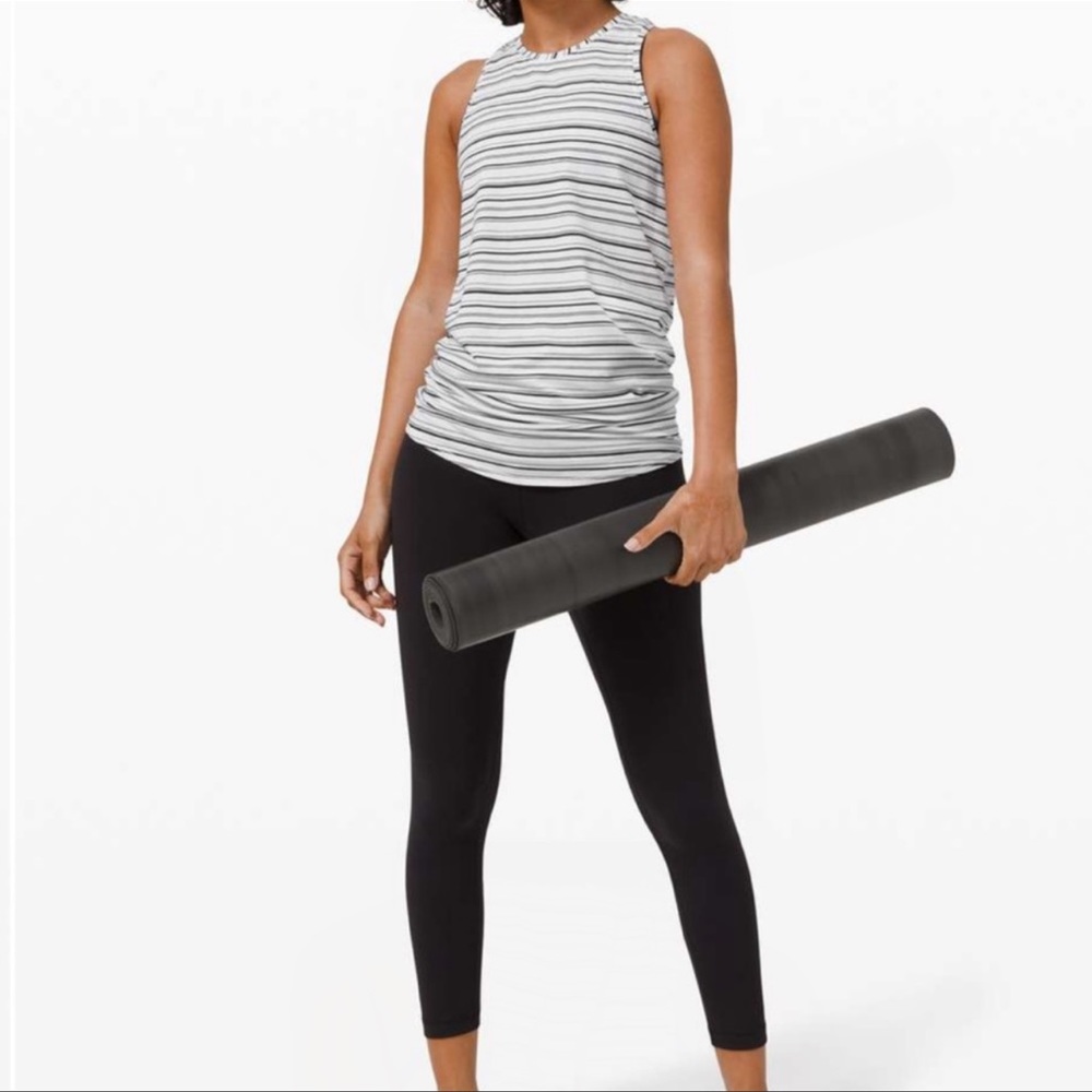 Lululemon all tied up tank top size 4